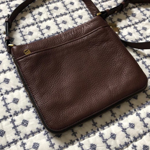 Fossil Leather Crossbody - Picture 5 of 6